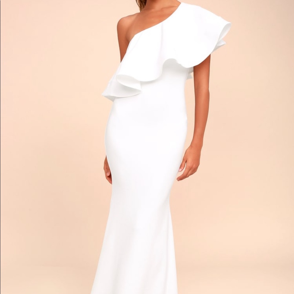 One shoulder white dress